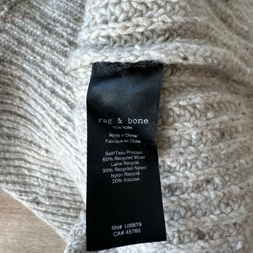Rag & Bone Eco Donegal V-Neck Sweater in Marled Beige Size Medium Wool Blend - Picture 6 of 7